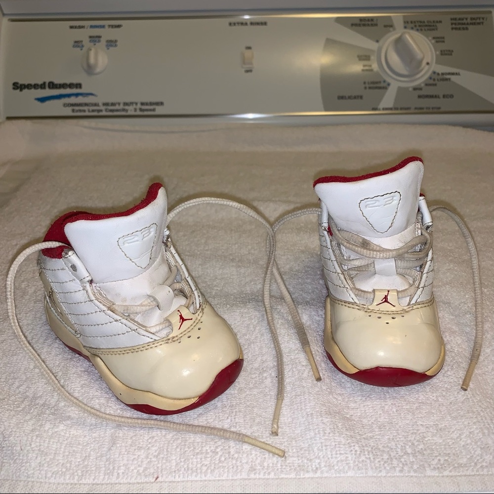Infant 4C JORDAN B-2RUE 312526-104 White & Red True Vintage 2005 Baby Shoes